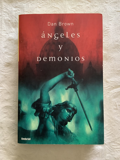 Ángeles y demonios