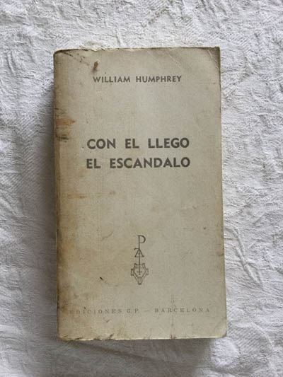 Con el llegó el escandalo