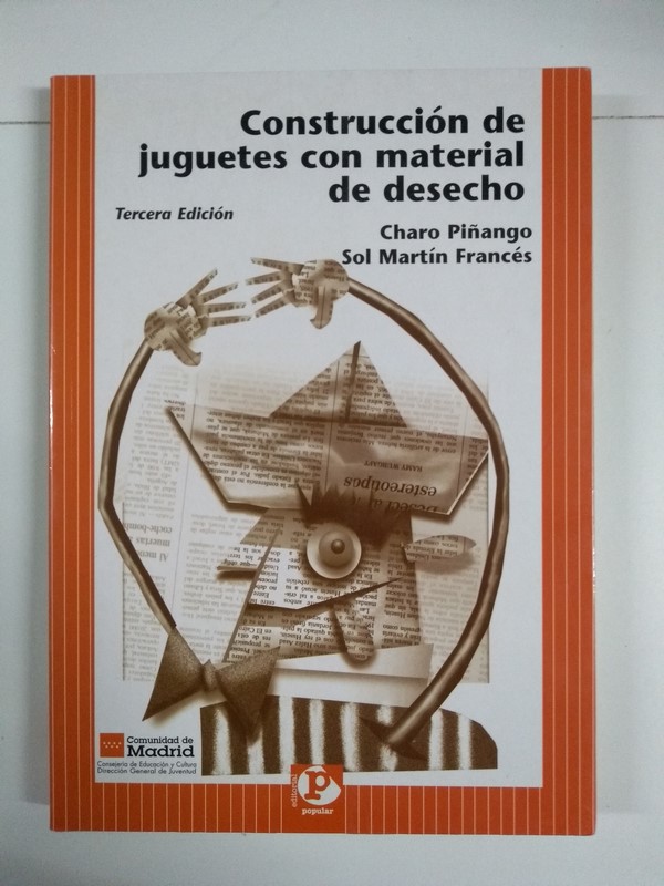 Construcción de juguetes con material de desecho