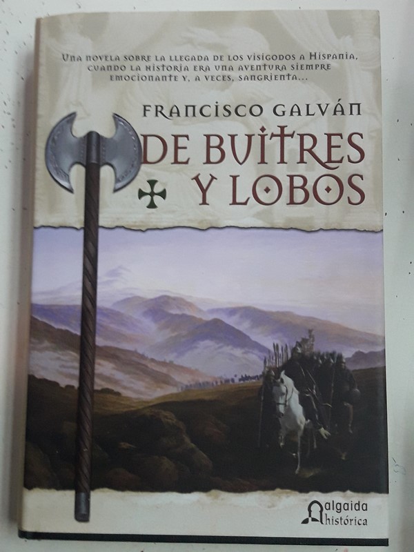 De Buitres y Lobos