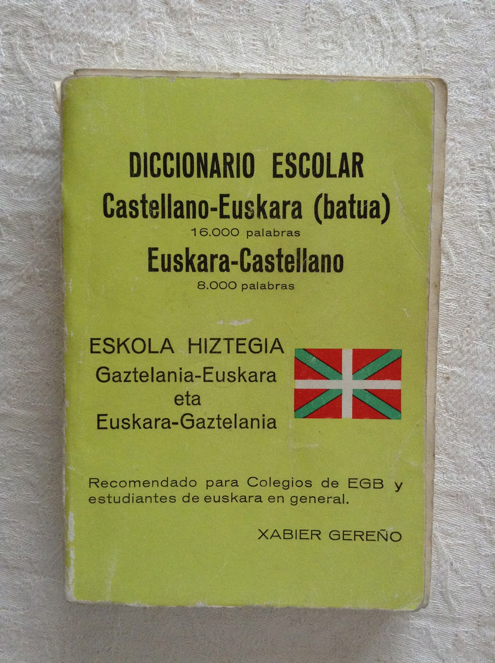 Diccionario escolar Castellano-euskera/Euskera-castellano