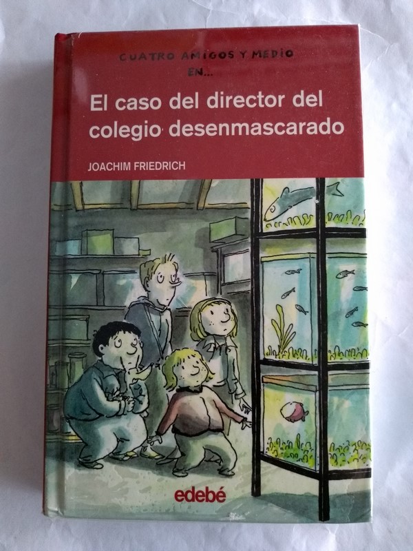 El caso del director del colegio desenmascarado