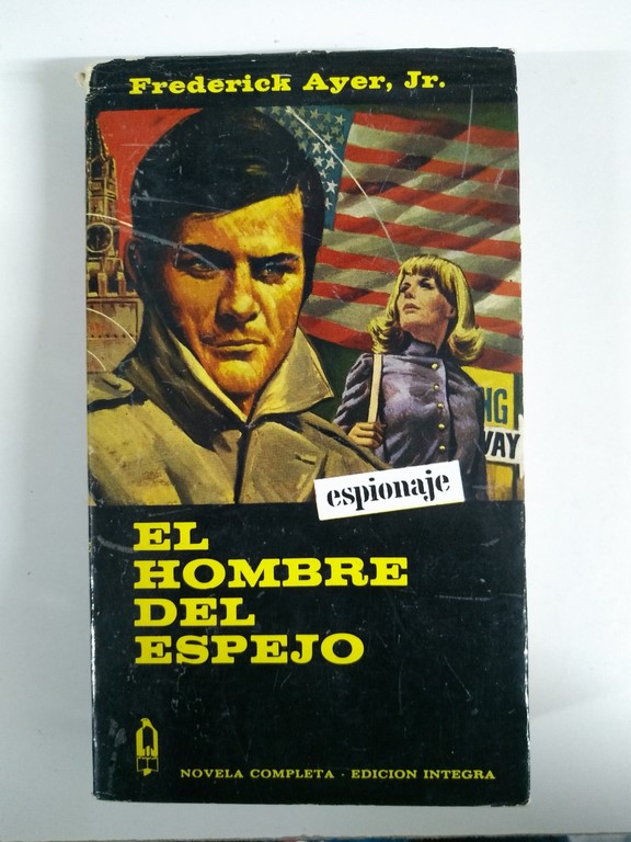 El hombre del espejo