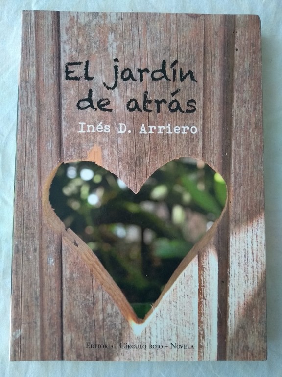 El Jardín de atrás