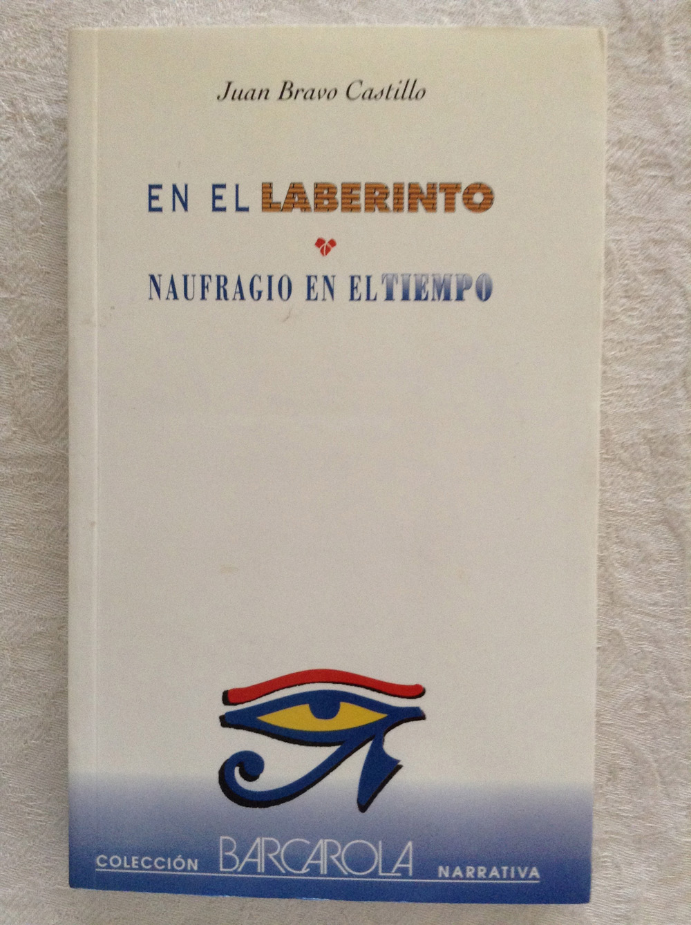 En el laberinto/Naufragio en el tiempo
