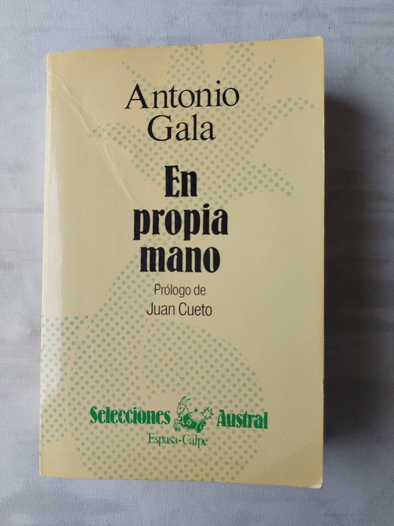 En propia mano