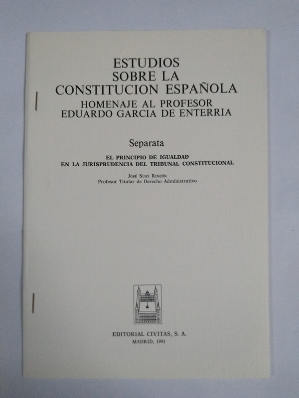 Estudios sobre la Constitución Española