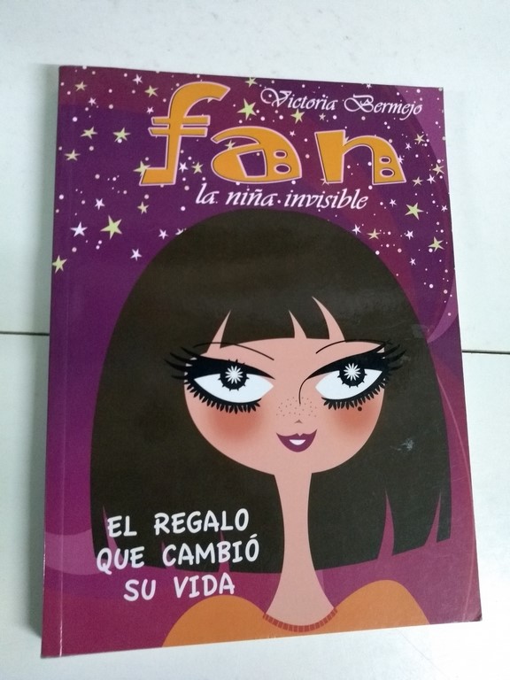 Fan la niña invisible, el regalo que cambió su vida