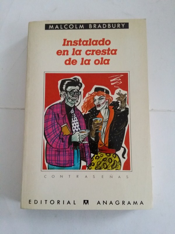 Instalado en la cresta de la ola