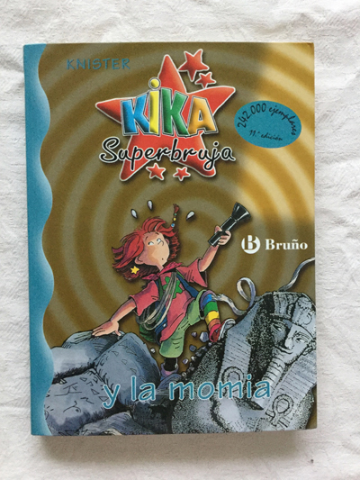 Kika superbruja y la momia