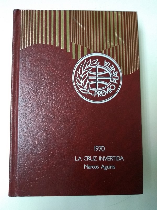 La cruz invertida.