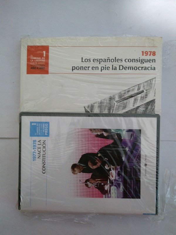 Los españoles consiguen poner en pie la Democracia 1978.