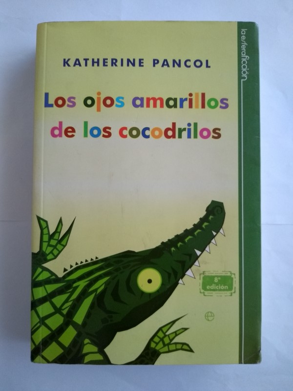 Los ojos amarillos de los cocodrilos