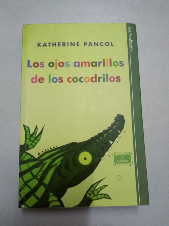 Los ojos amarillos de los cocodrilos