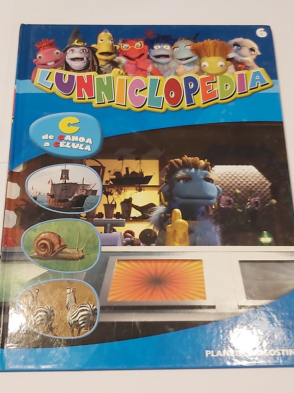 Lunniclopedia. C. de Canoa a Célula