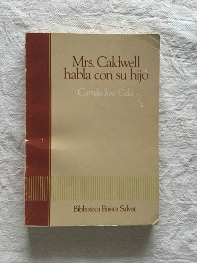 Mrs. Caldwell habla con su hijo