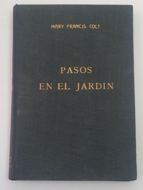 Pasos en el jardín