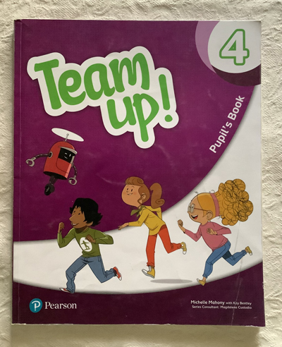 Team up! Pupil´s Book 4