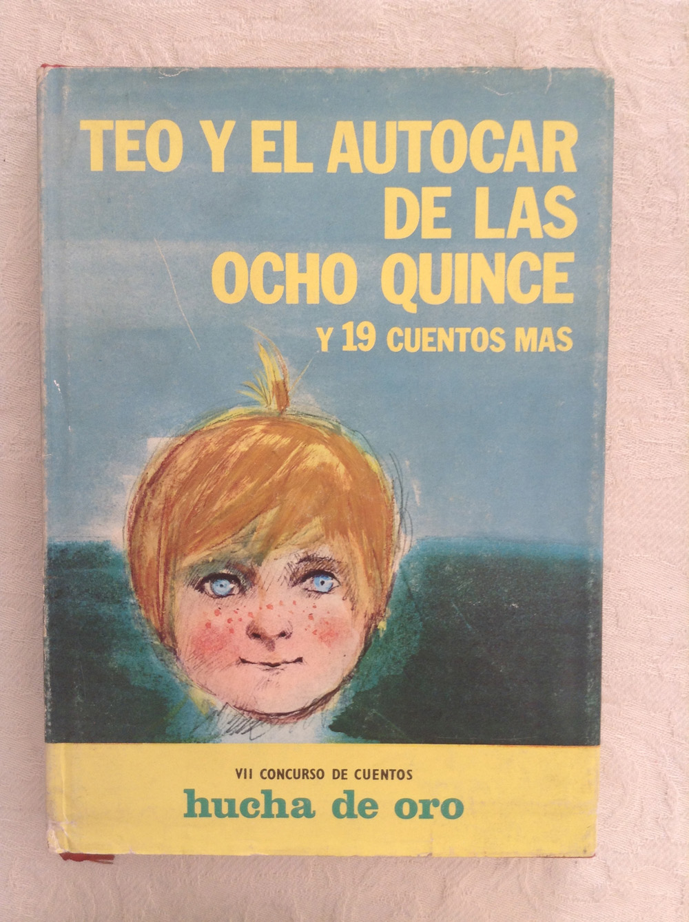 Teo y el autocar de las ocho quince y 19 cuentos más