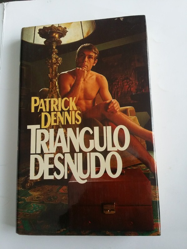 Triangulo desnudo